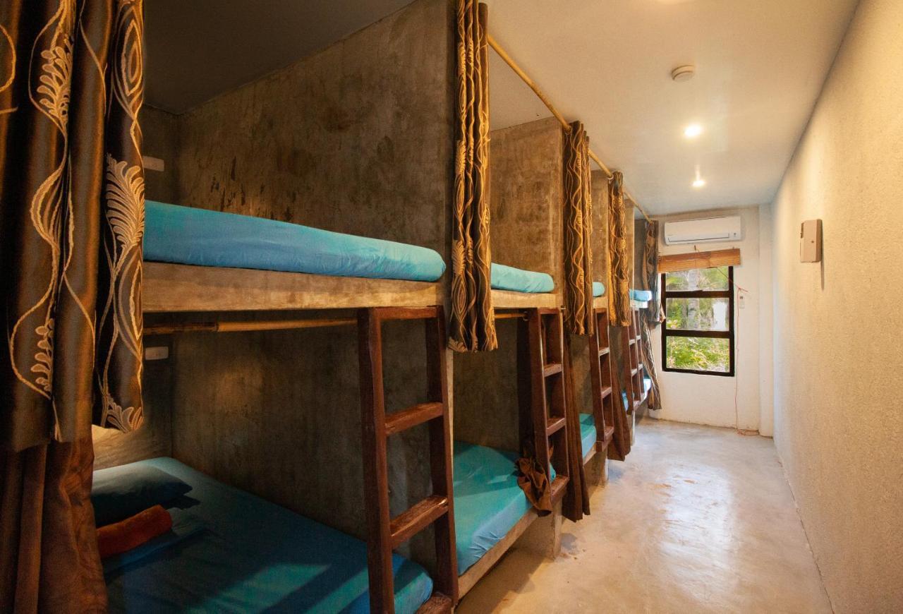 Sunlit Hostel General Luna  Extérieur photo